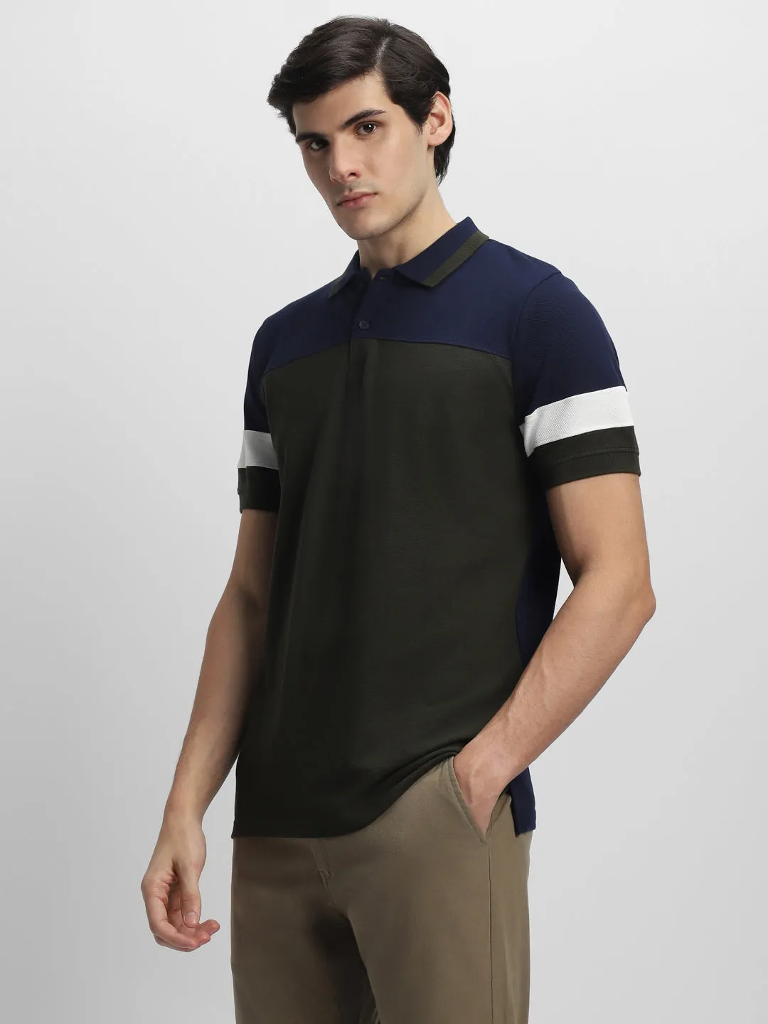 Men's Spread Collar Slim Fit Colorblock Olive T-shirt
