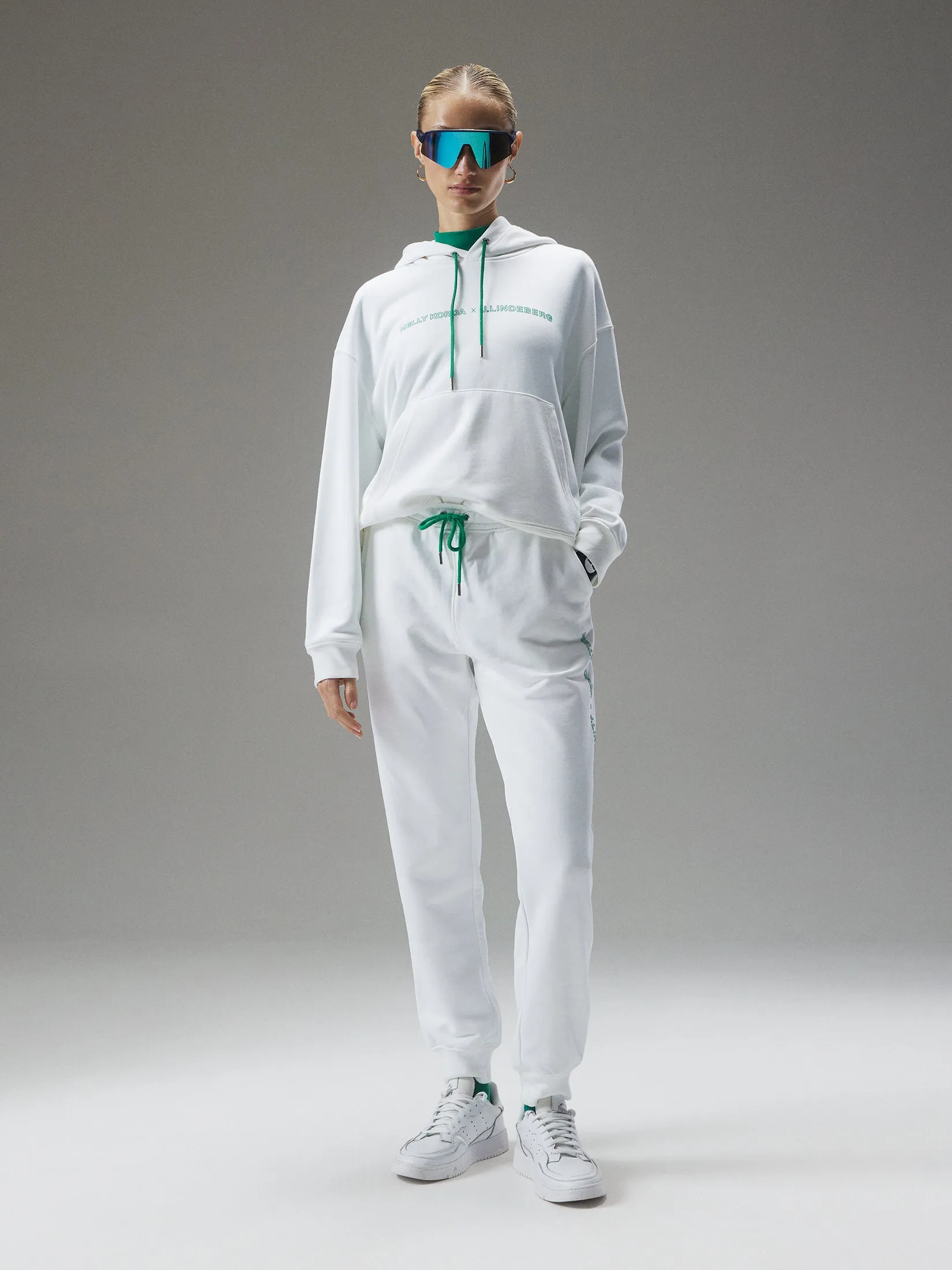 NK Sweatpants / White